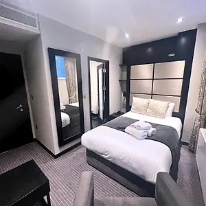 https://great-st-helen-hotel.brighton-hotels-england.com