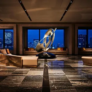 ***** Otel The Royal Park Iconic Midosuji Japonya
